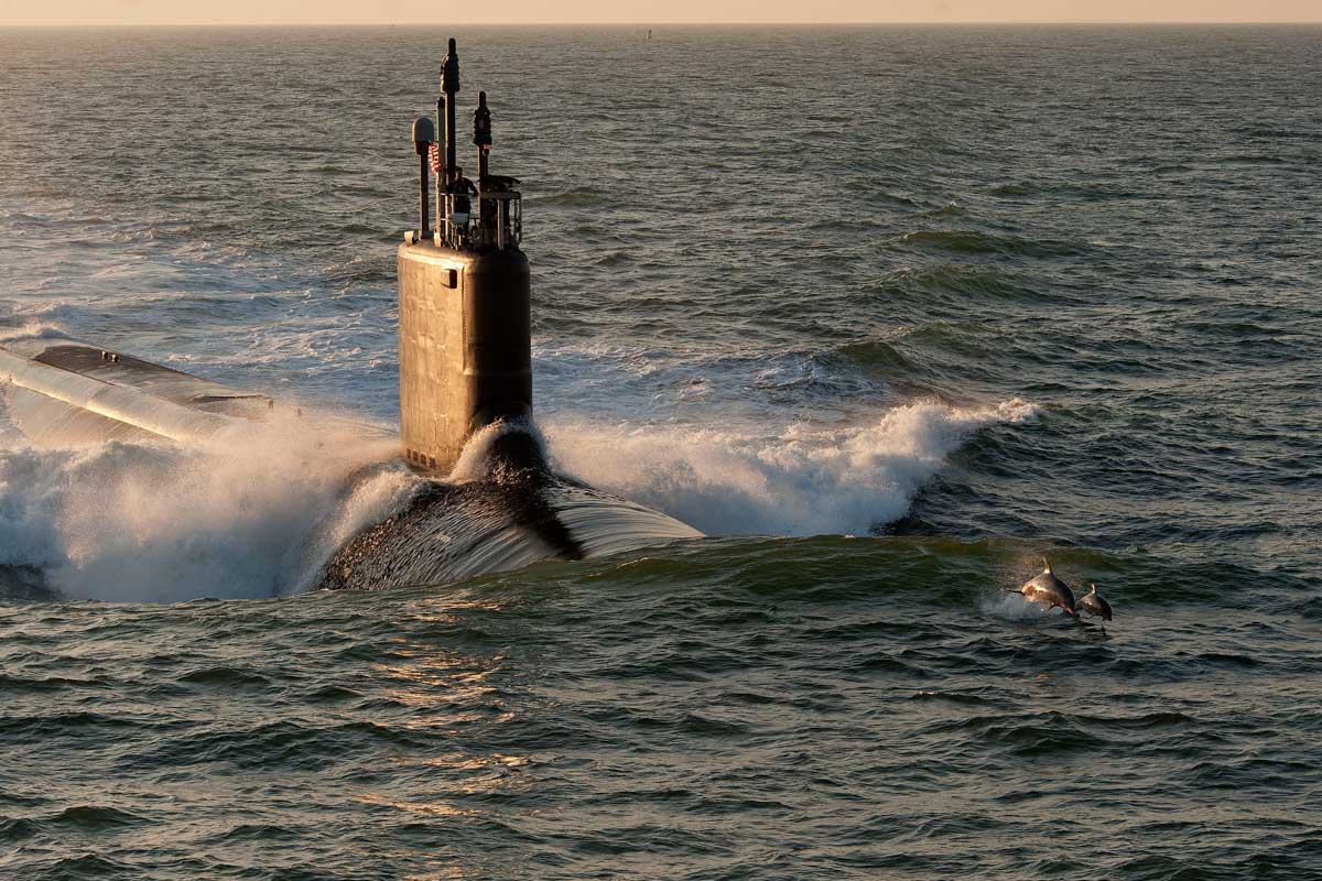 virginia-class-attack-submarine-006.jpg