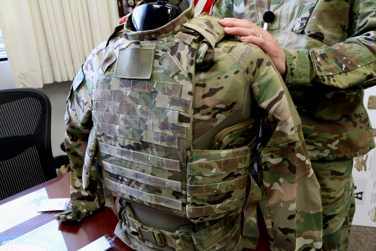 army-armored-vest.jpg
