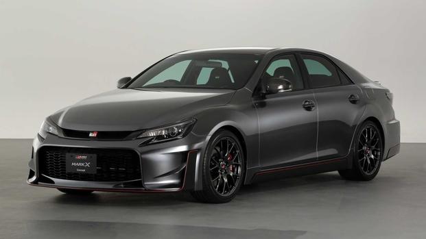 2015 Toyota Mark X GRMN front gray