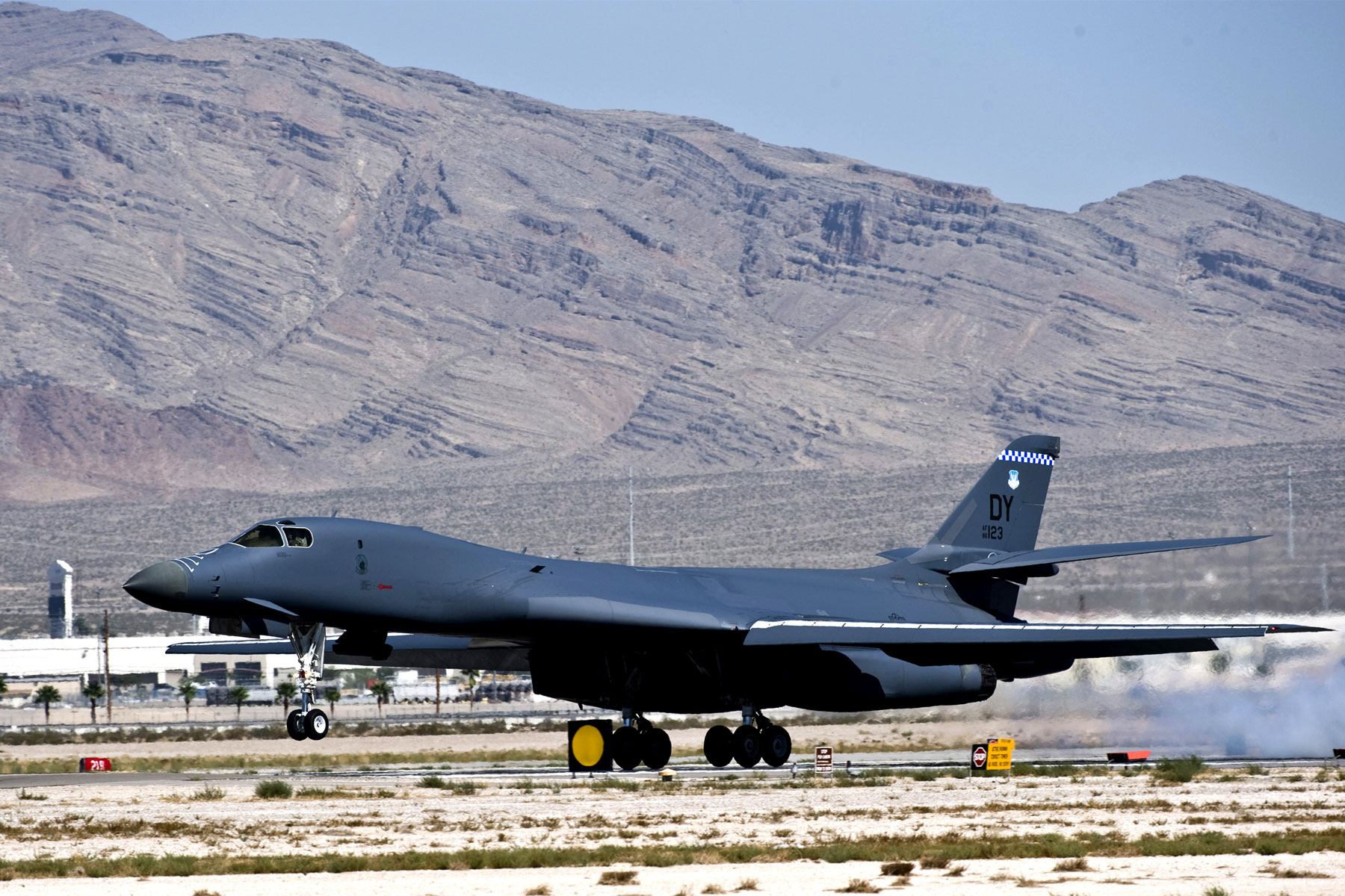 B-1B Lancer's Evolving Mission Includes More Close-Air Support ...