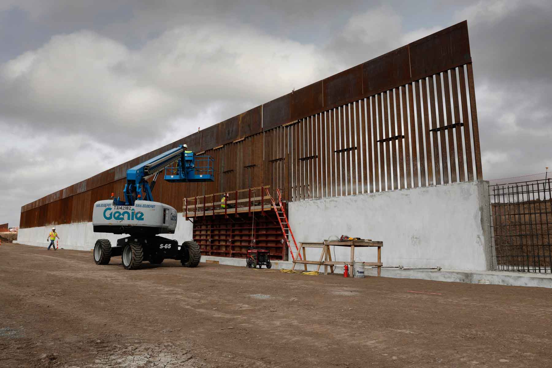 Pentagon Cancels Border Wall Projects, Will Recover Funding Diverted by  Trump | Military.com