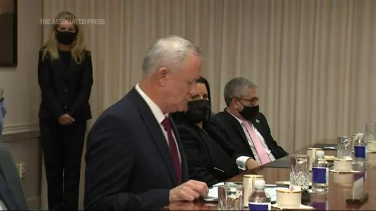 Austin Meets with Israeli Defense Minister Gantz