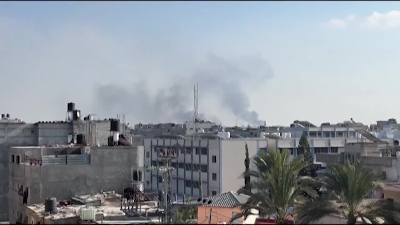 Smoke Rises in Khan Younis as Israeli Army Expands Its Operation