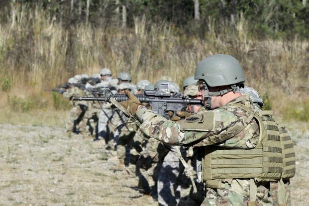 Soldiers from Group Support Battalion, 1st Special Forces Group (Airborne) conduct weapons training at Range 43 during Enabler Integration Program on Joint Base Lewis-McChord on July 17, 2017. (U.S. Army/Spc. Garret Smith)