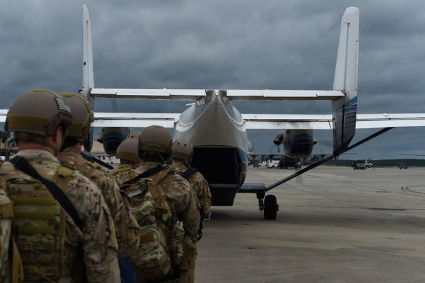 Combat aviation advisor students with the 6th Special Operations Squadron load onto a C-145A Skytruck during Operation Raven Claw at Hurlburt Field, Fla., April 24, 2017. (U.S. Air Force photo/Joseph Pick)