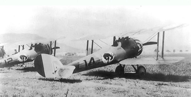 Nieuport 28 planes of the 95th Aero Squadron of the U.S. Army Air Service. The squadron emblem was a kicking mule. Lt. Quentin Roosevelt was killed flying a plane like one of these. (New York National Guard)