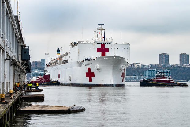 Hospital Ship Comfort Arrives in New York to Help with Coronavirus ...
