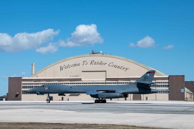 A B-1B Lancer taxis on the flight line at Ellsworth Air Force Base.