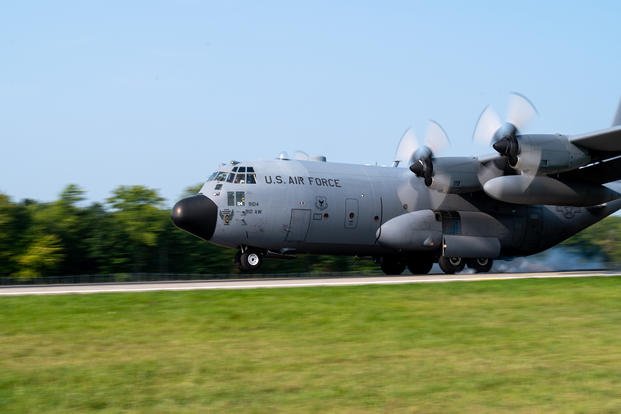 A C-130H Hercules aircraft assigned to the 910th Airlift Wing performs an assault landing at Youngstown Air Reserve Station, Ohio, Sept. 16, 2022. (Eric M. White/U.S. Air Force photo)
