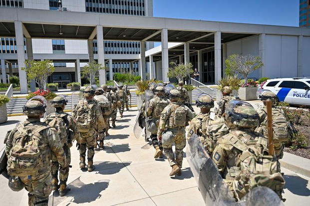 California Army National Guard arrive at the Wilshire Federal Building in Los Angeles
