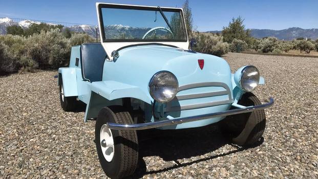 1956 King Midget Roadster front, three-quarter