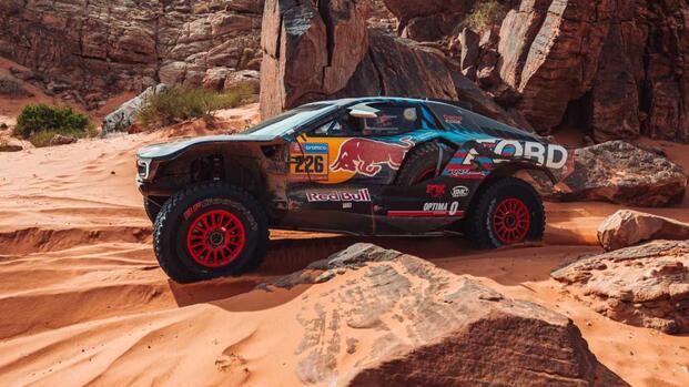 ford-raptor-t1-desert