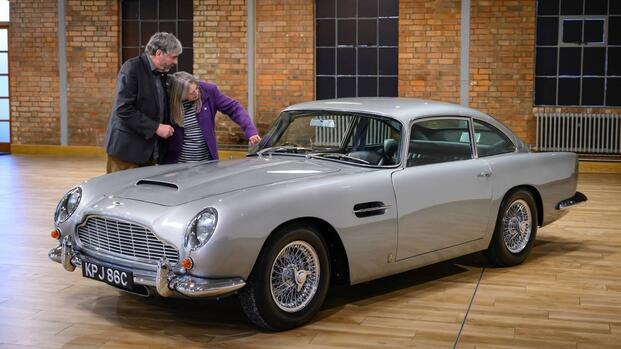 1965 Aston Martin DB5 Vantage Restored With Williams Family Lead