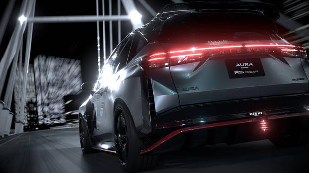 Nissan Aura Nismo RS Concept dynamic (8)