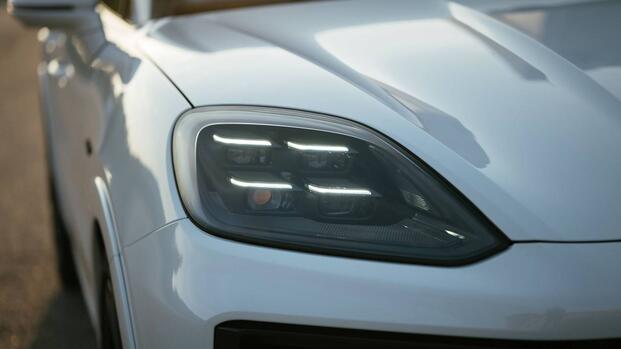 2023 Porsche Cayenne E-Hybrid Headlamp