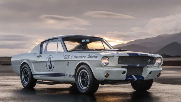 1965 Shelby GT350R front, three-quarter