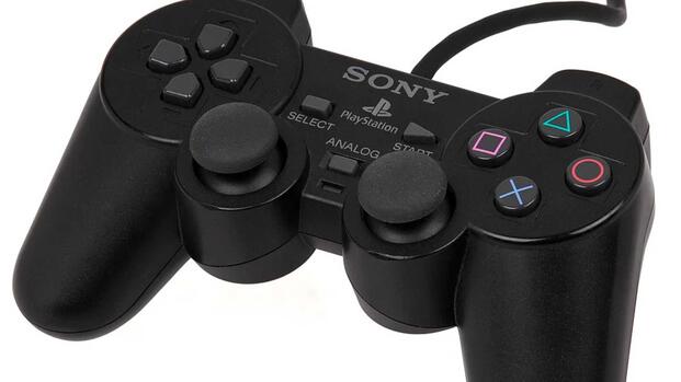 A Black PS2 Controller