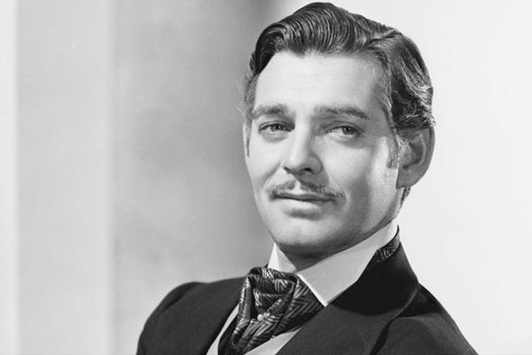 Clark Gable wearing a suit.