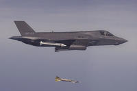 Photo of the F-35 dropping the Paveway IV  (Photo: U.S. F-35 Program Office)
