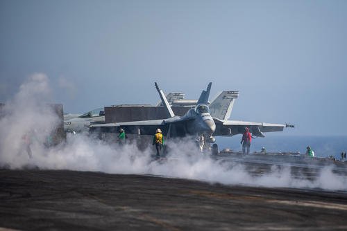 F/A-18E Super Hornet prepares to launch